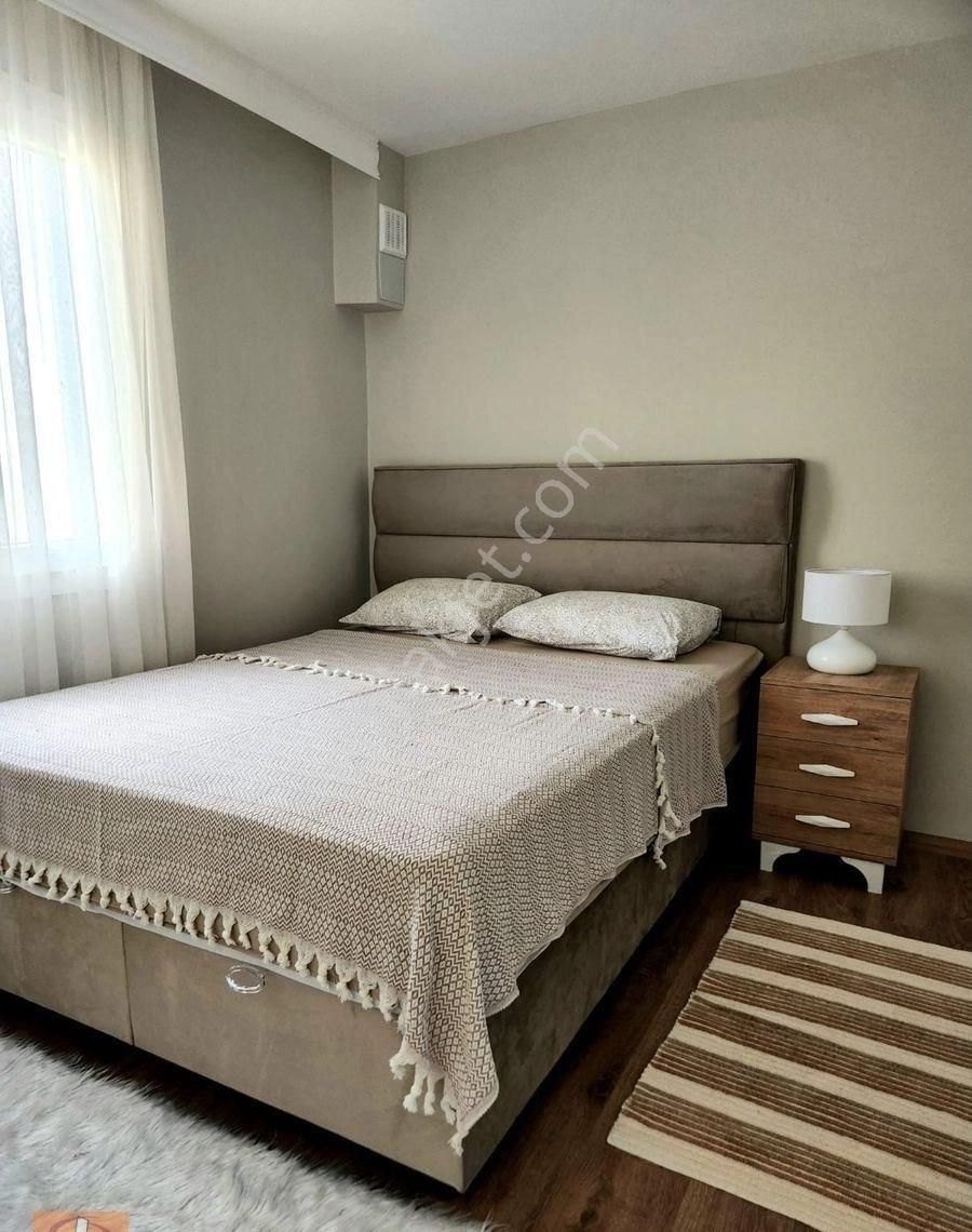 Çeşme 16 Eylül Kiralık Daire Çeşme Merkezde Eşyalı 1+1 Yıllık Kiralık Daire