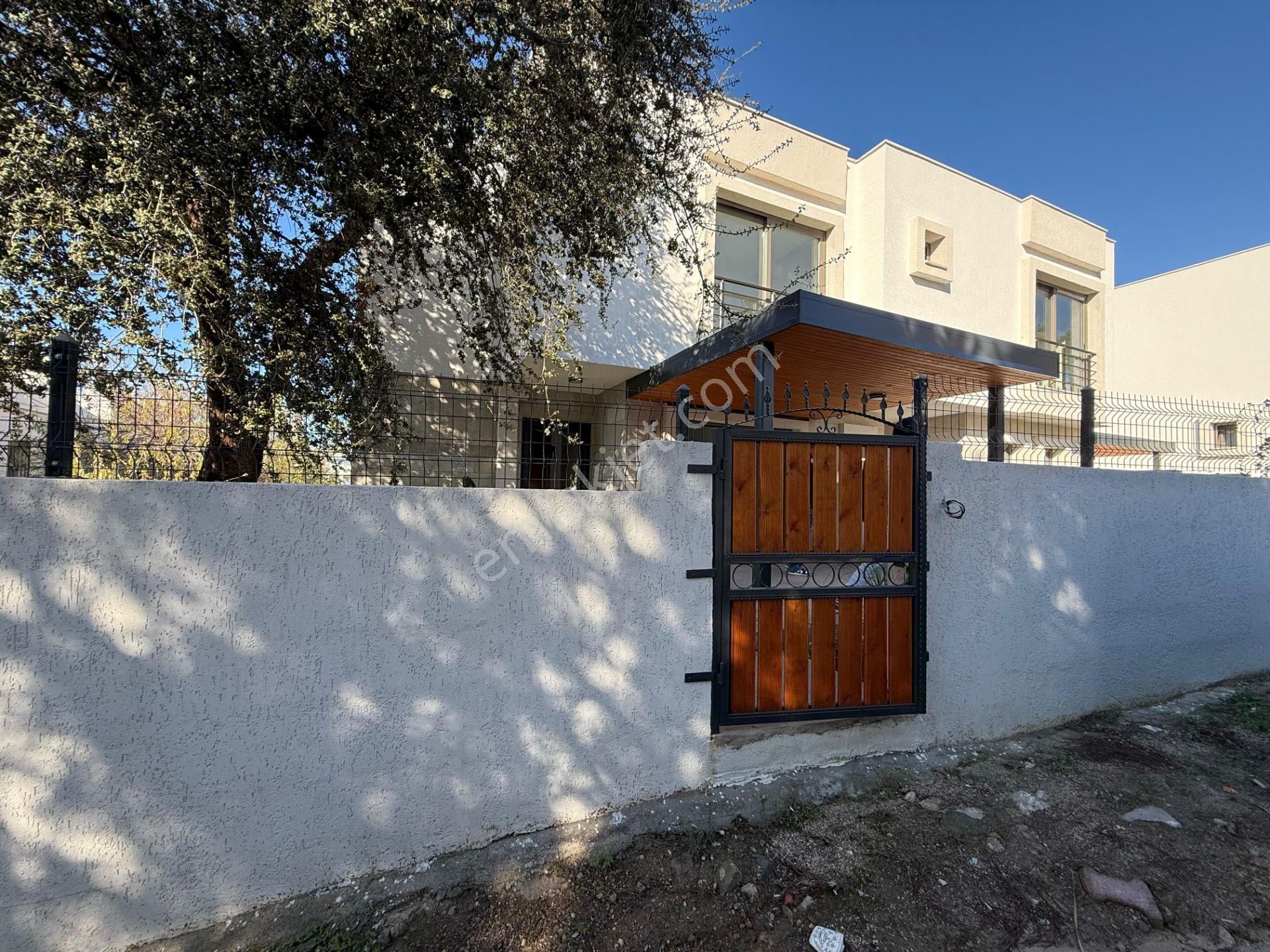 Bodrum Gündoğan Satılık Villa Bodrum Gündoğan'da Satılık Tam Müstakil 2+1 Villa