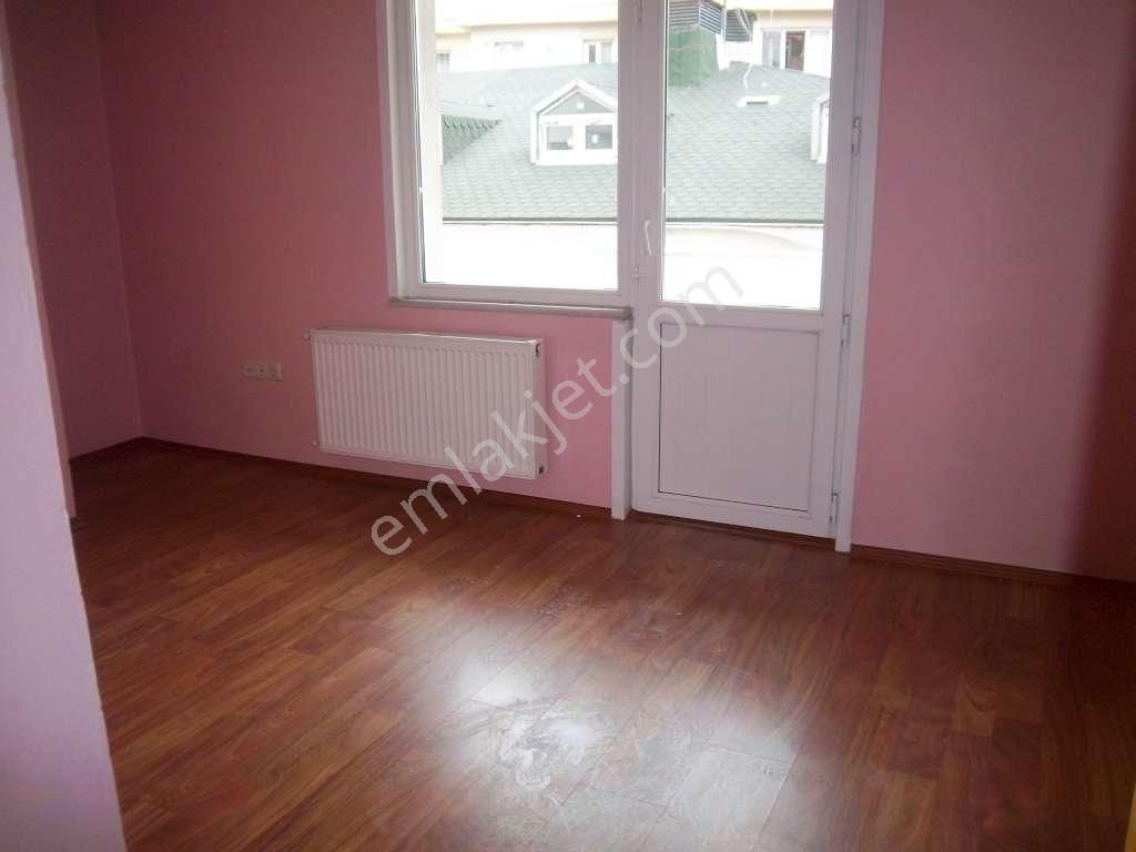 Maltepe Altıntepe Kiralık Daire Altıntepede 2006 Yapımı 2 Balkonlu Ara Kat 1+1