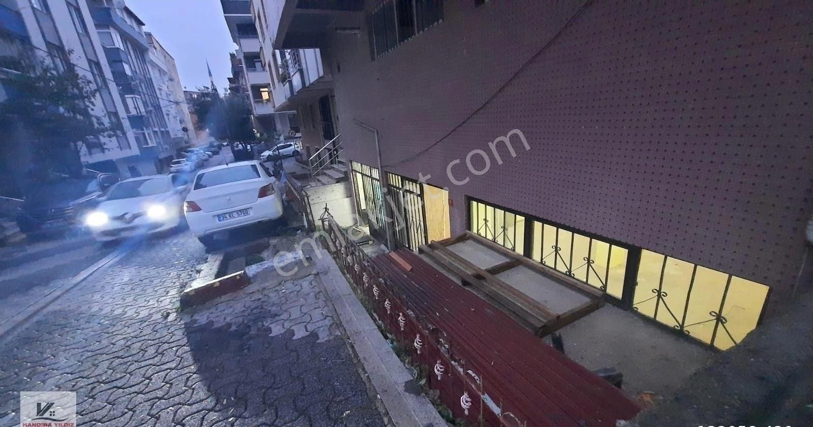 Ataşehir Esatpaşa Kiralık Dükkan & Mağaza Esatpaşa'da Karlıdere Köprüsünün Başında 90m2.dükkan Veya Depo