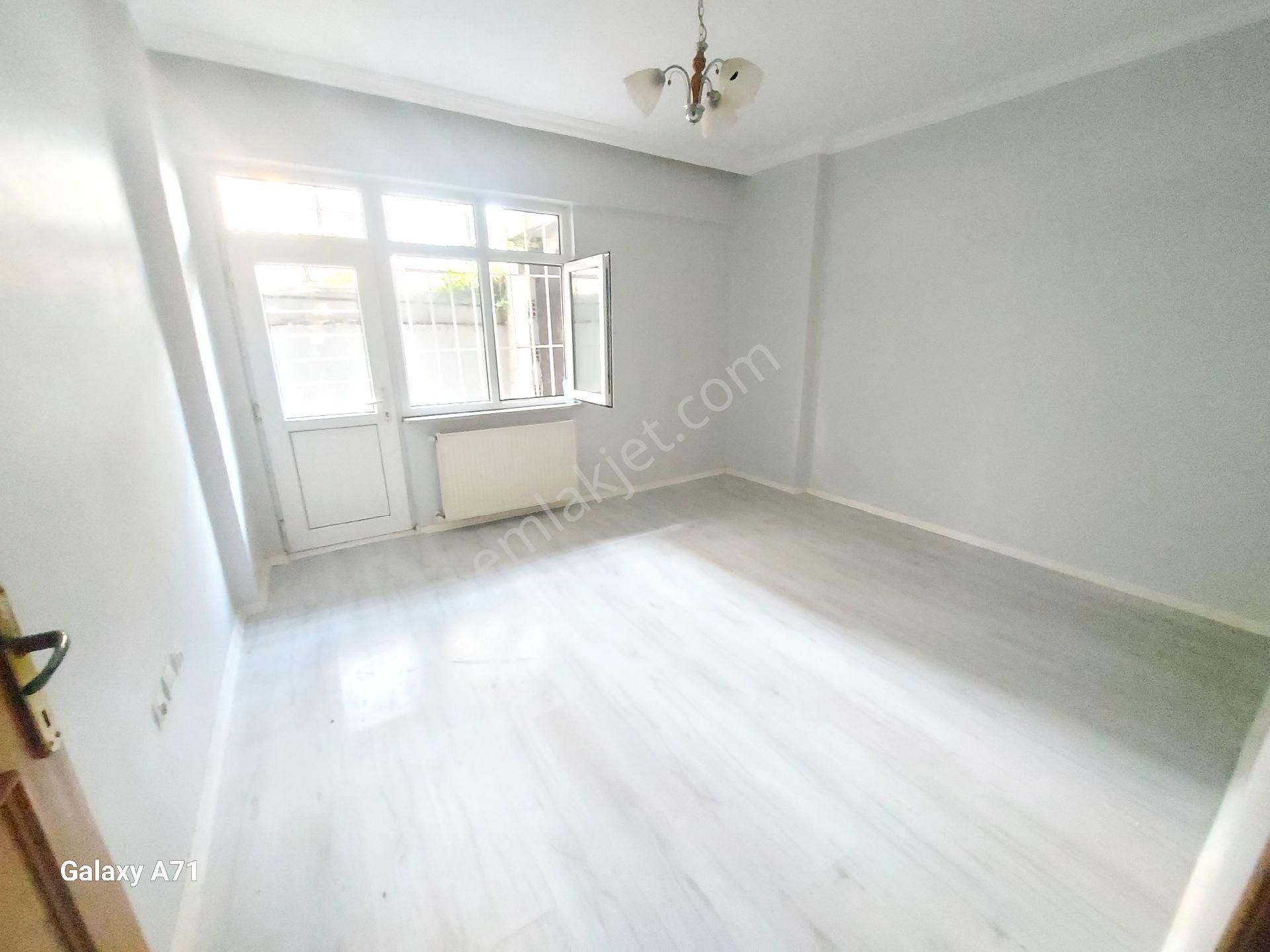 Eyüpsultan Yeşilpınar Kiralık Daire Eyüp Yeşilpınar Mah.2+1/120m2/bahçekatı/kiralık