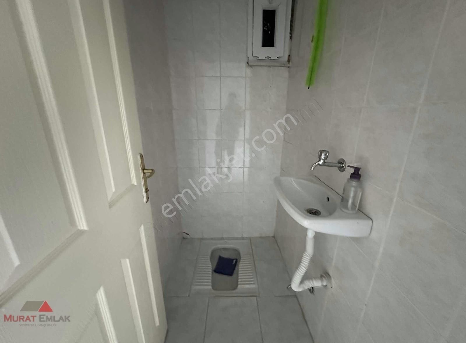 Eyüpsultan Akşemsettin Kiralık Daire Murat Emlak'tan Site İçi Manzaralı 2+1 3.kat Kiralık Temiz Daire