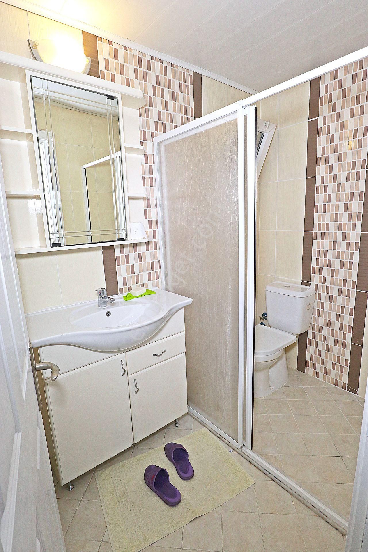 Deniz Manzaralı 200 M2 10 Yaşında Asansörlü,otoparklı Arakat Köşe Geniş Daire - Görsel 16