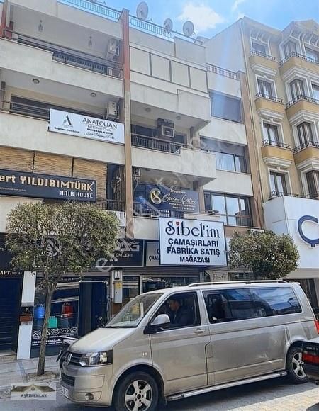 Salihli Eski Cami Satılık Ofis Kurudere'de Satılık 120 M2 Ofis,işyeri