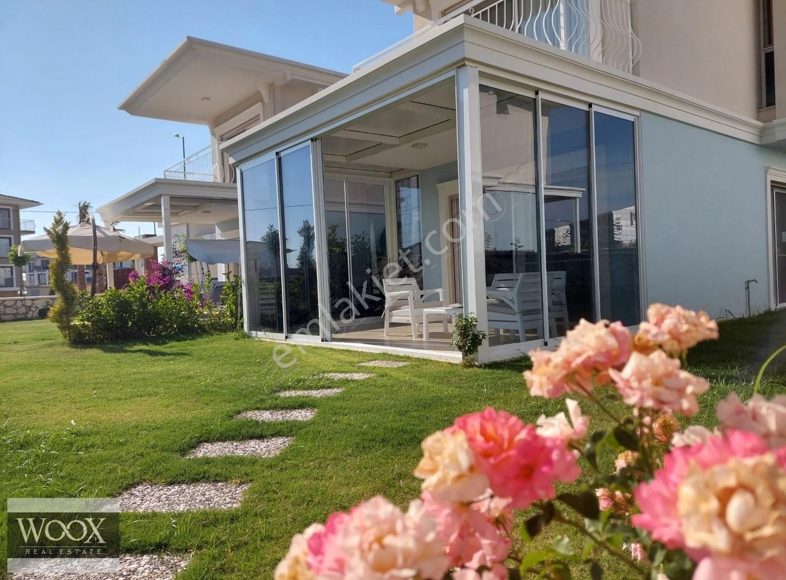 Kuşadası Davutlar Satılık Villa Woox'tan Davutlarda 3+1 Site İçerisinde Sıfır Villa