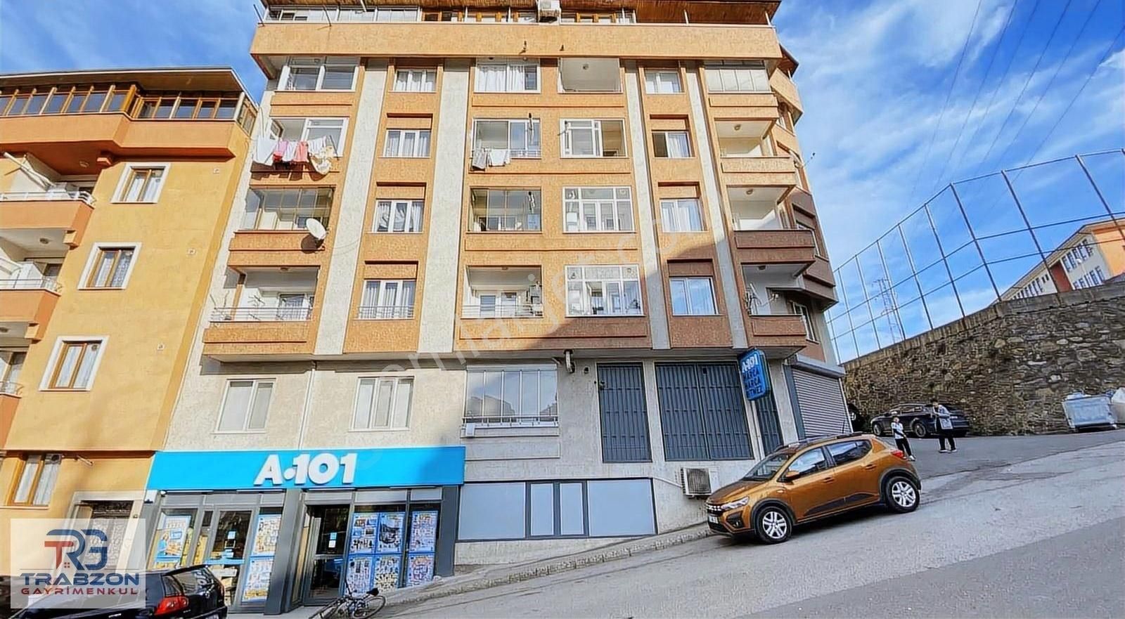 Ortahisar 2 Nolu Erdoğdu Satılık Daire Trabzon Gayrimenkul'den Merkezi Konumda Satılık 3+1 Daire