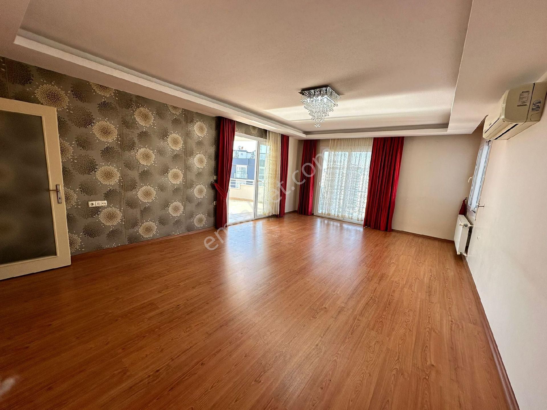 Mezitli Akdeniz Kiralık Daire Coşkun'dan Site İçi Havuzlu Geniş 3+1 Kiralık Daire..