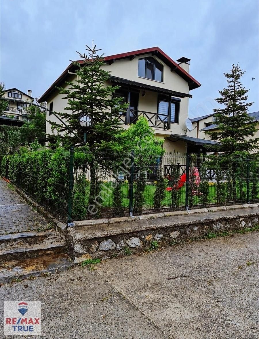 Kartepe Maşukiye Satılık Villa Maşukiye Doğa Evlerinde Satılık Muhteşem Villa