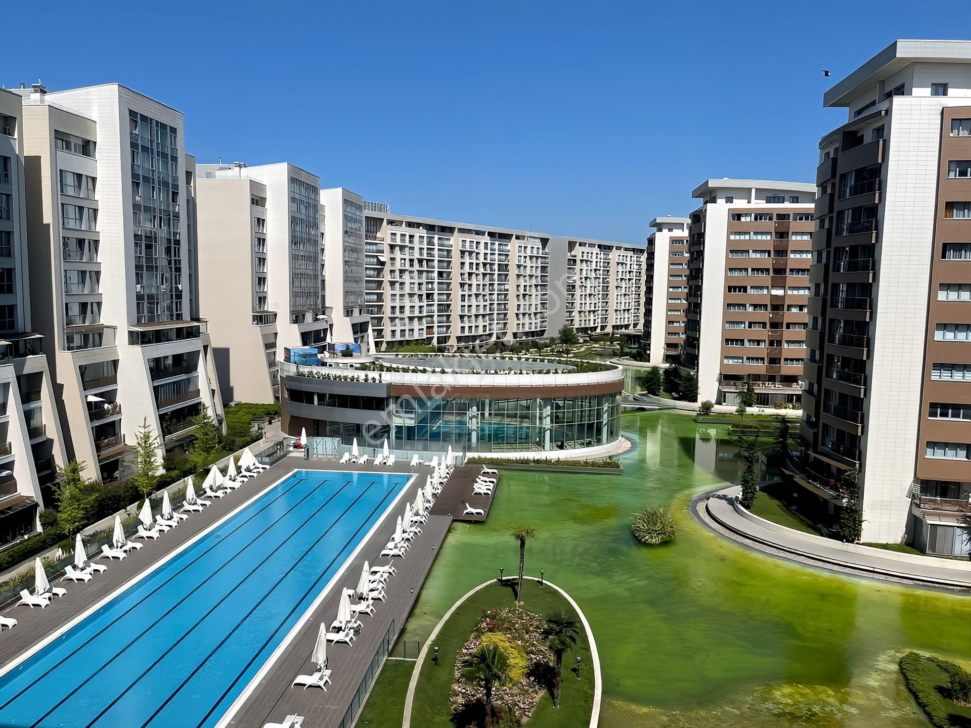 Sancaktepe Emek Satılık Daire Seeworld Sinpaş Aqua City 2010 1+1 Satılık 70m2 Aquacity 2010