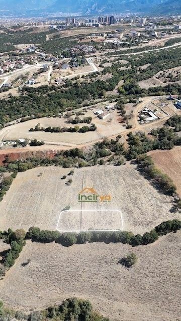 Merkezefendi Barbaros Satılık Konut İmarlı İnciryadan Göveçlik'de 3 Kat Ayrık Nizam 480m2 Villalık Arsa