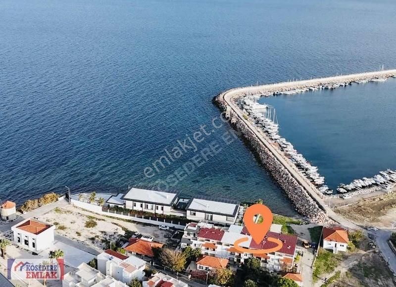 Karaburun Mordoğan Satılık Villa Kösedere Emlak'tan Mordoğan'da 4+1 Denize 50 Mt. Dubleks Villa