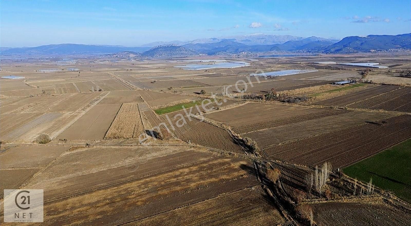 Century 21 Net'ten Gölhisar/karapınar'da 8415m2 Tarla - Görsel 3