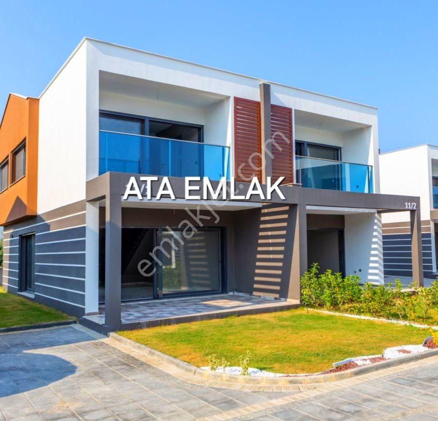 Kuşadası Karaova Satılık Villa Kuşadasında Alış-veriş Mağ.yakın Havuzlu Sitede Sıfır Villa