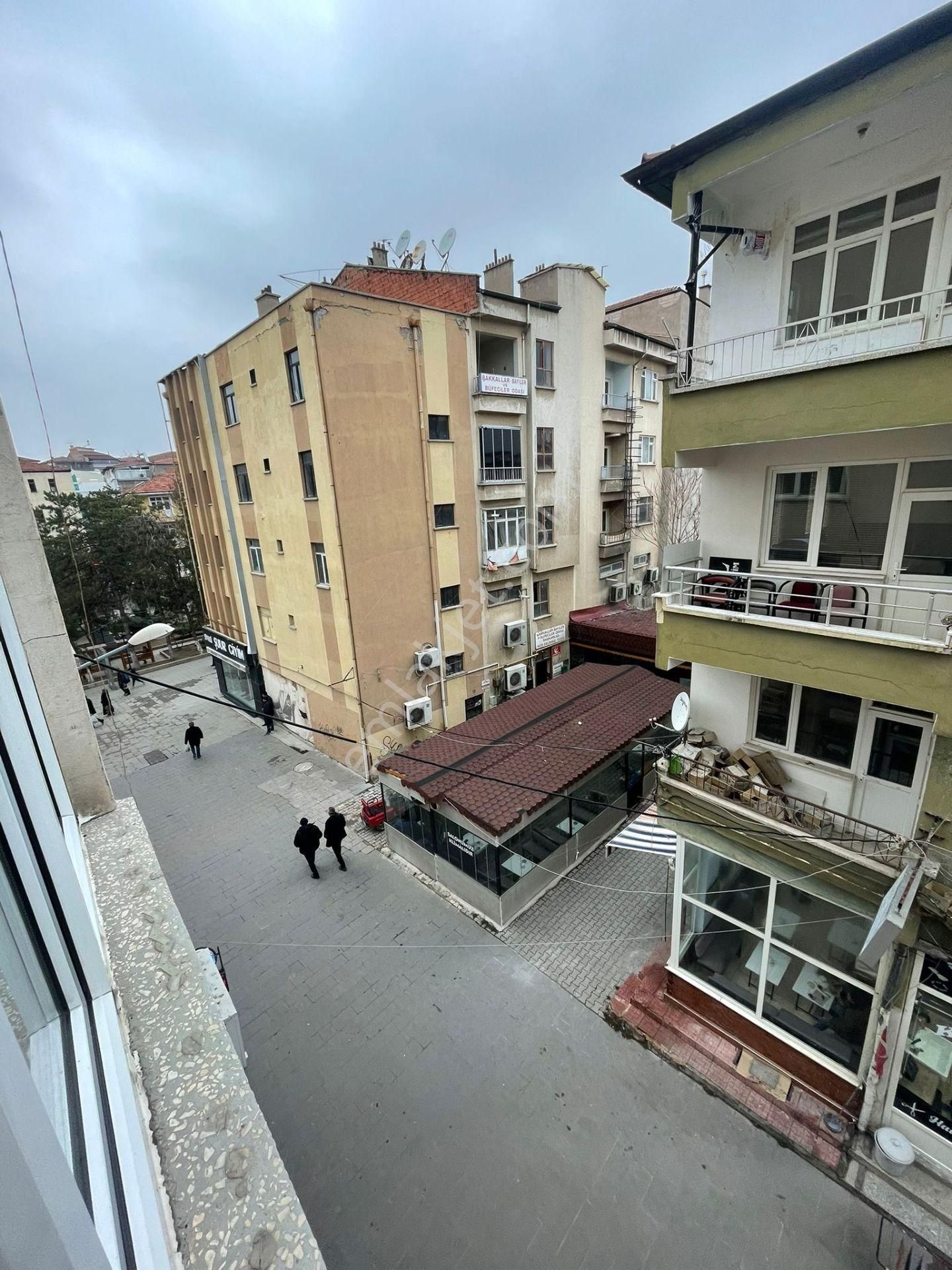 Kırıkkale Merkez Yenidoğan Satılık Daire Kırıkkale Merkezde Satılık 3+1 Daire