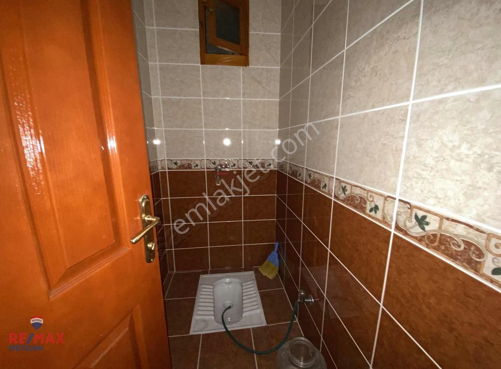 Ortahisar Karşıyaka Kiralık Daire Karşıyaka Kiralık 2+1 Nezih Yaşam Alanı