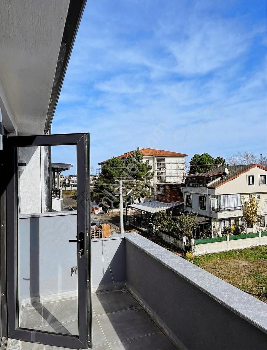 Kocaali Yalı Satılık Villa Çeliklerden Lüks Trıbleks Villa