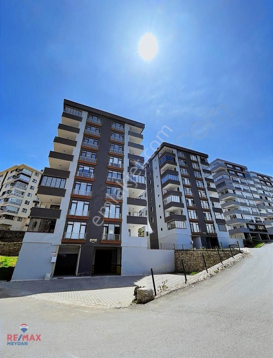 Ortahisar Soğuksu Satılık Daire Soğuksu Beylerbeyi Sitesi 3+1 Satılık Daire