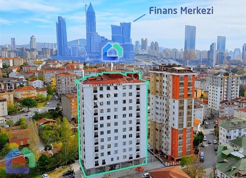 Ümraniye Esenevler Satılık Daire Esenevler Mahallesinde Sıfır Kapalı Otoparklı 2+1 Daire