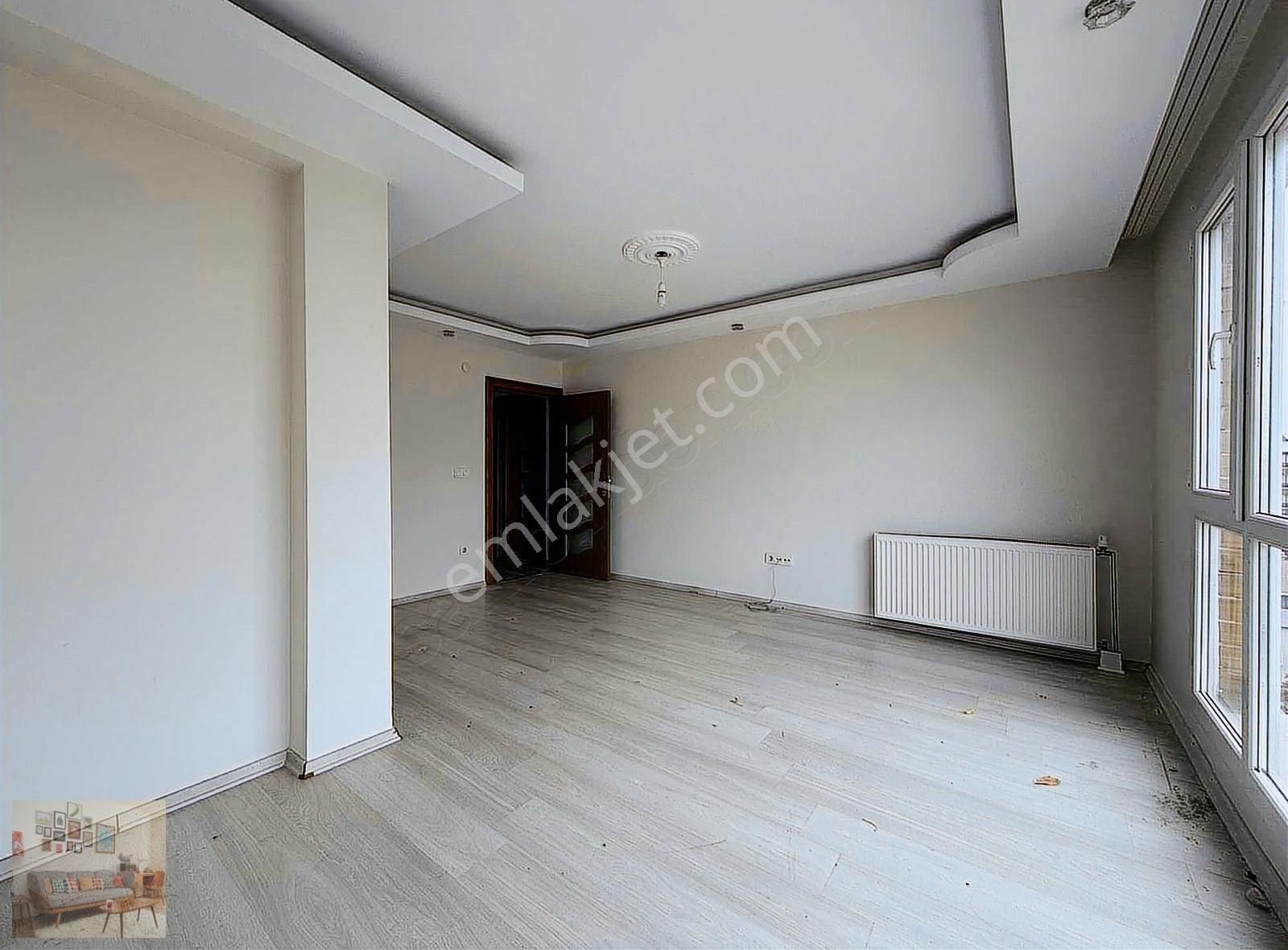 Küçükçekmece Cumhuriyet Satılık Daire Cumhuriyet Mahallesi Göl Manzaralı Butik Sitede 3+1 Daire