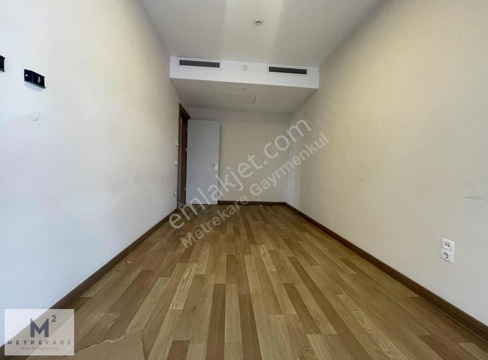 Sarıyer Maslak Kiralık Daire Ağaoğlu Maslak 1453 3+1 Boş Kiralık Daire Alçak Kat Cadde