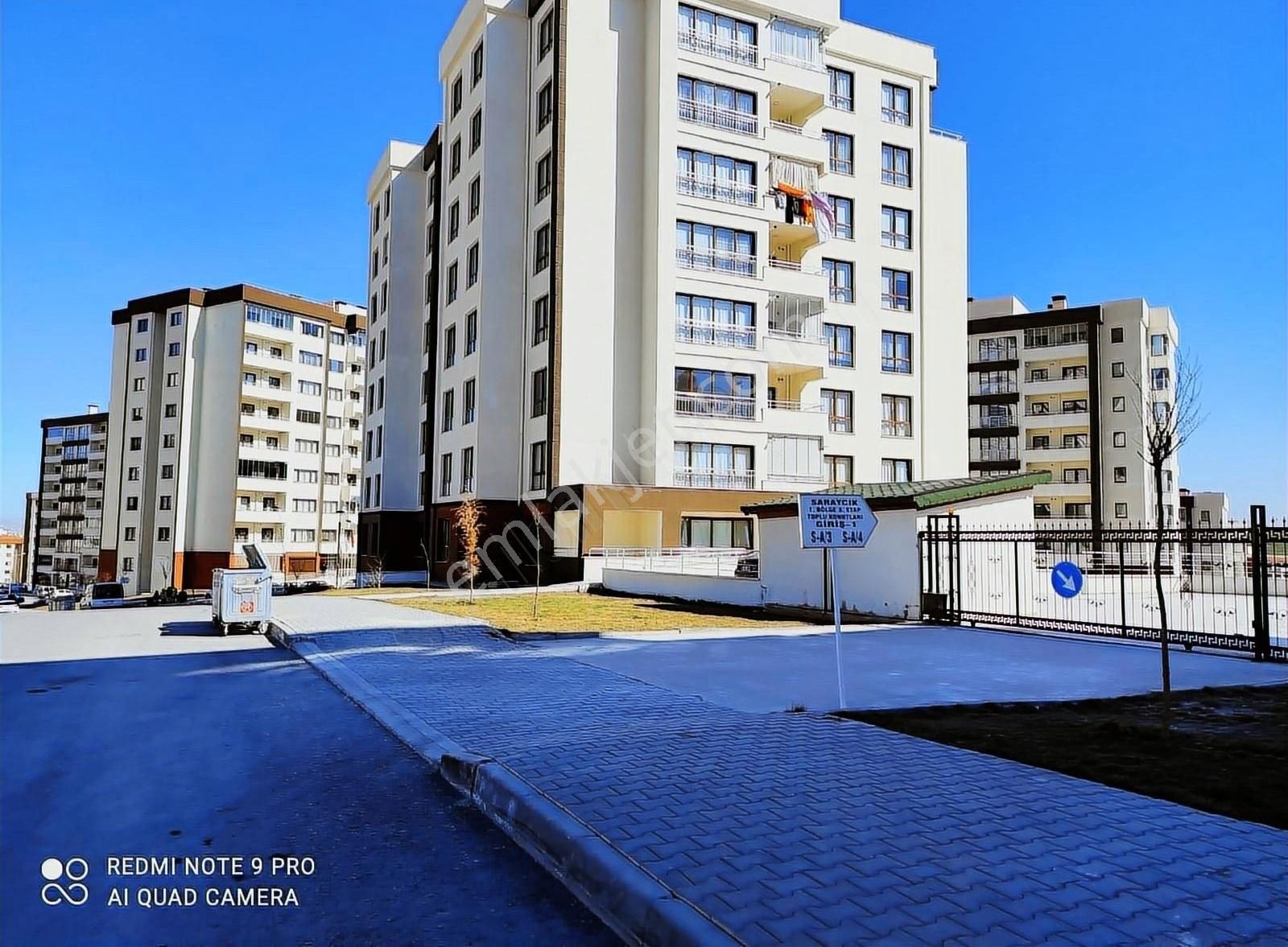 Sincan Saraycık Satılık Daire K.topçu'dan Toki'de 4+1 182m2 3.kat Yapılı Borçsuz Tapulu Daire