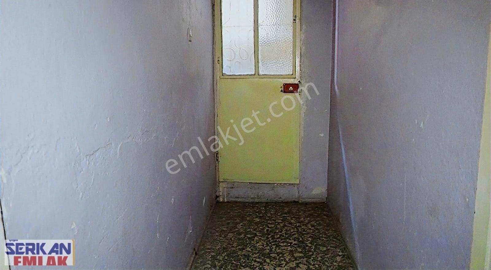 Bayraklı Gümüşpala Kiralık Daire Gümüşpala Da Kiralık Giriş Katı 2+1 Çiğli Serkan Dan