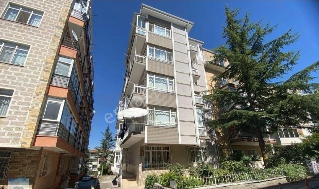 Çankaya Esatoğlu Satılık Daire Bardacık Sokak Da 2+1 Arka Cephe 2. Kat Açık Otoparklı