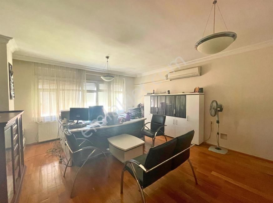 Manisa Akhisar Satılık Büro 2. Nakliye Caddesi Müze Karşısında 165 M² Satılık Ofis&büro