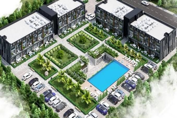 Yunusemre Muradiye Satılık Residence Bluestate'ten Ekmas Manisa'da Satılık Havuz Cepheli Eşyalı 1+1 Bahçe Katı