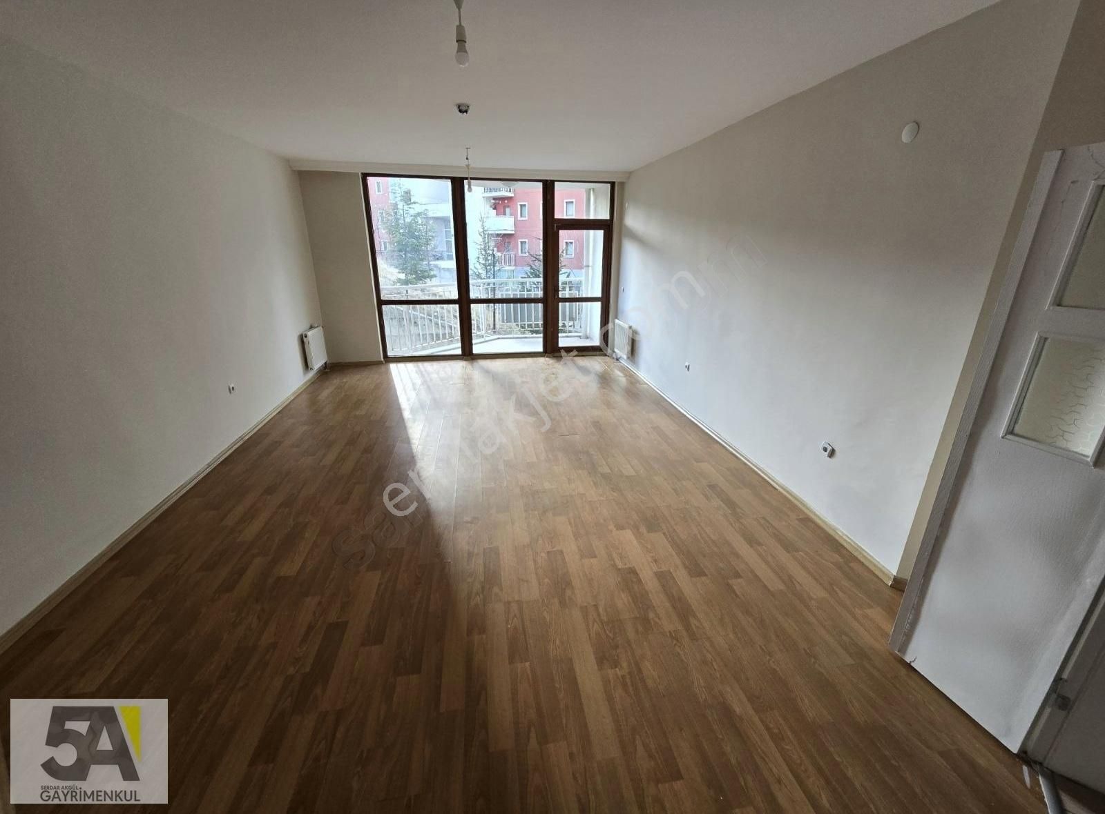 Altındağ Baraj Kiralık Daire 5a Gayrimenkul Den Ara Kat 4+1 Temiz Fırsat Daire