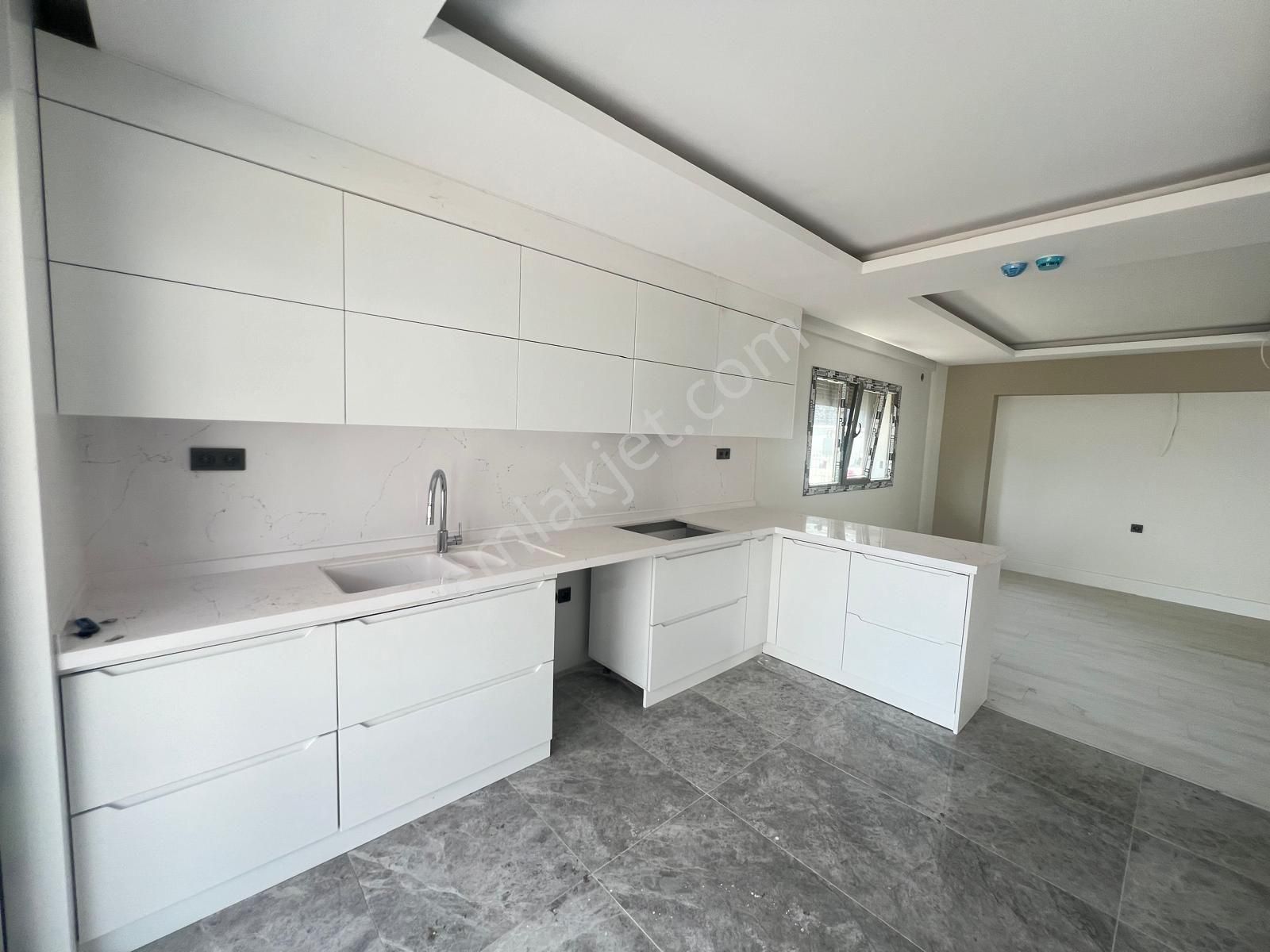 Fatma Ülken Gayrimenkul'den Erkilet General Emir Mahallesi'nde Lüks Satılık Villa - Görsel 9