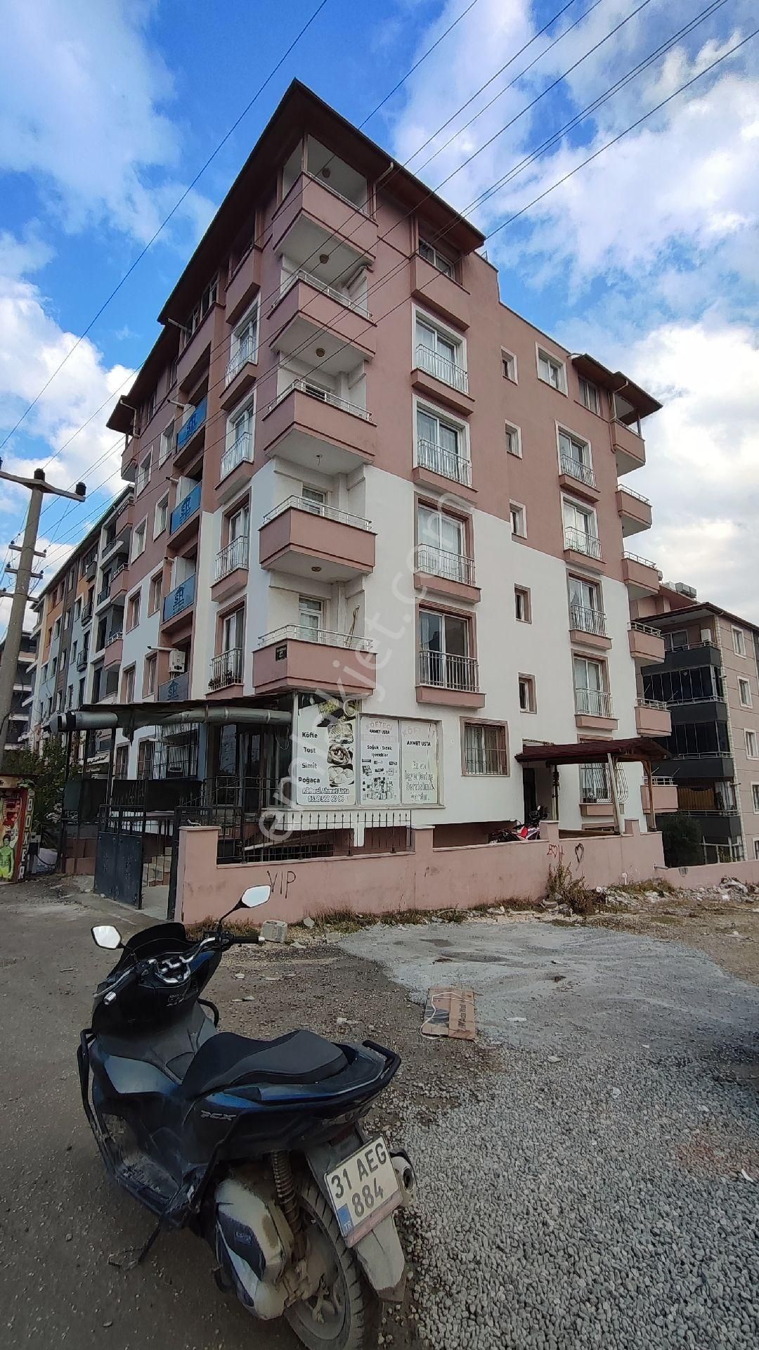 Antakya Ekinci Satılık Daire Yeni Otogar İlerisinde 2+1 Doğalgazlı Satılık Bahçe Katı