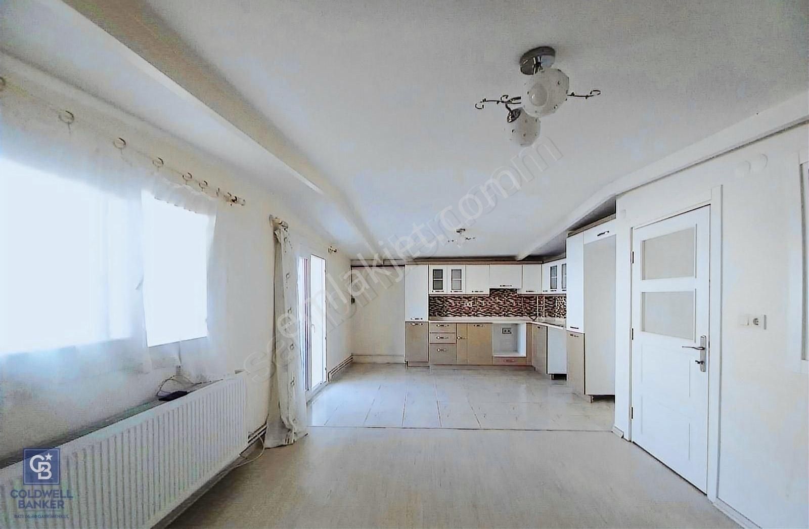 Çiğli Küçük Çiğli Kiralık Daire Çiğli K.çiğli'de 2+1 Kiralık Daire