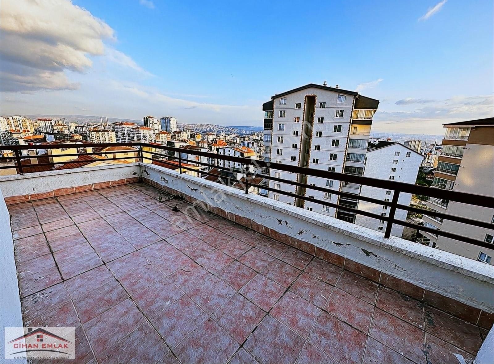 Cihandan Geniş Aileye Uygun Çift Girişli 5+2 Ankara Manzaralı - Görsel 13