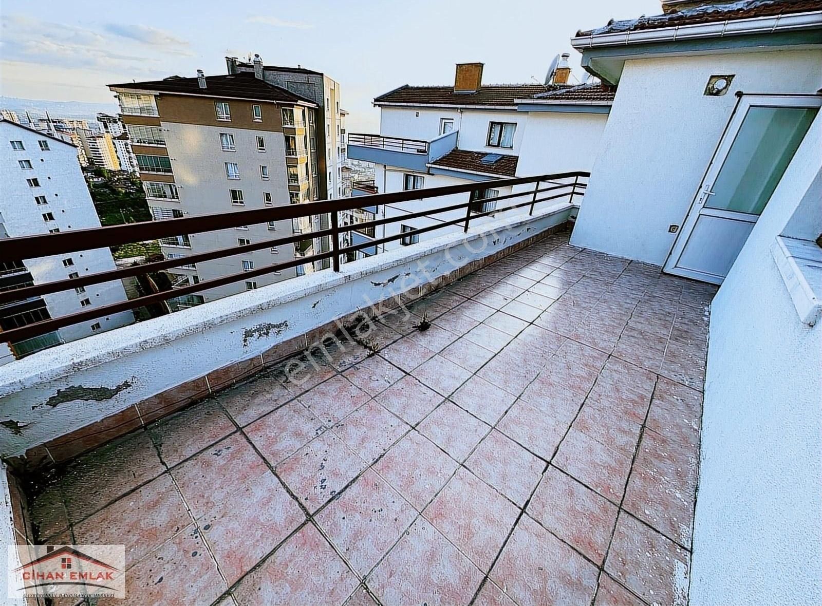 Cihandan Geniş Aileye Uygun Çift Girişli 5+2 Ankara Manzaralı - Görsel 25