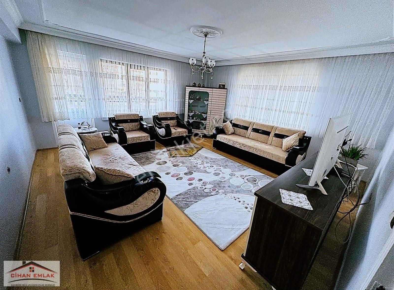 Cihandan Geniş Aileye Uygun Çift Girişli 5+2 Ankara Manzaralı - Görsel 18