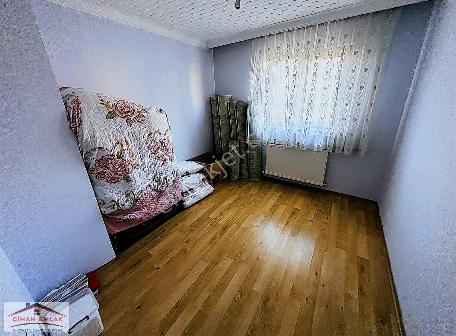 Cihandan Geniş Aileye Uygun Çift Girişli 5+2 Ankara Manzaralı - Görsel 12