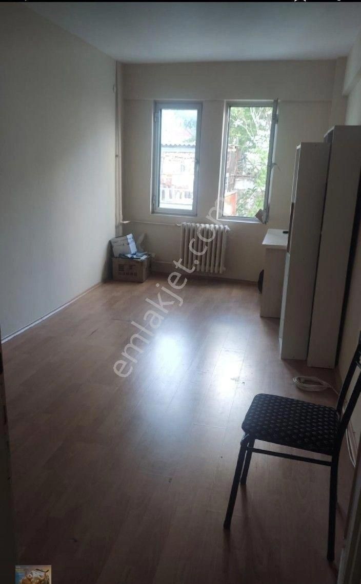 Kadıköy Osmanağa Kiralık Ofis Boğa Gm , Kiralık Ofis 20 M2 , Kadıköy Çarşı Merkezi Konumda