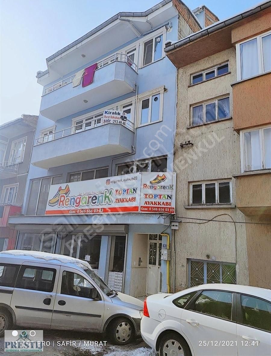 Afyonkarahisar Merkez Marulcu Kiralık Daire Şehir Merkezinde 3+1 Arakat Güney Cepheli Kiralık