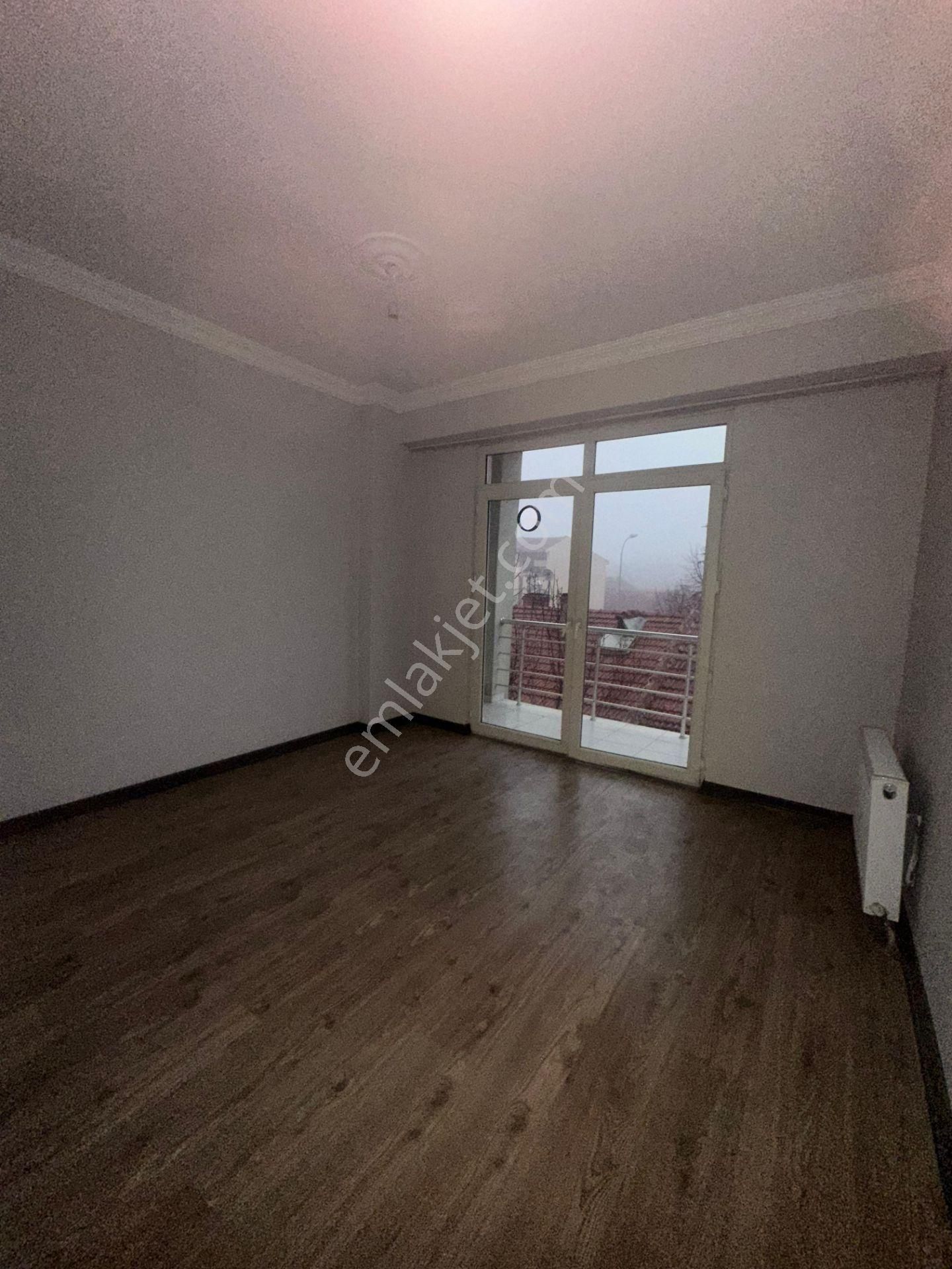 Tepebaşı Yeşiltepe Satılık Daire Sd730- Yeşiltepe Mah 2+1 Kombili Bakımlı Satılık Daire