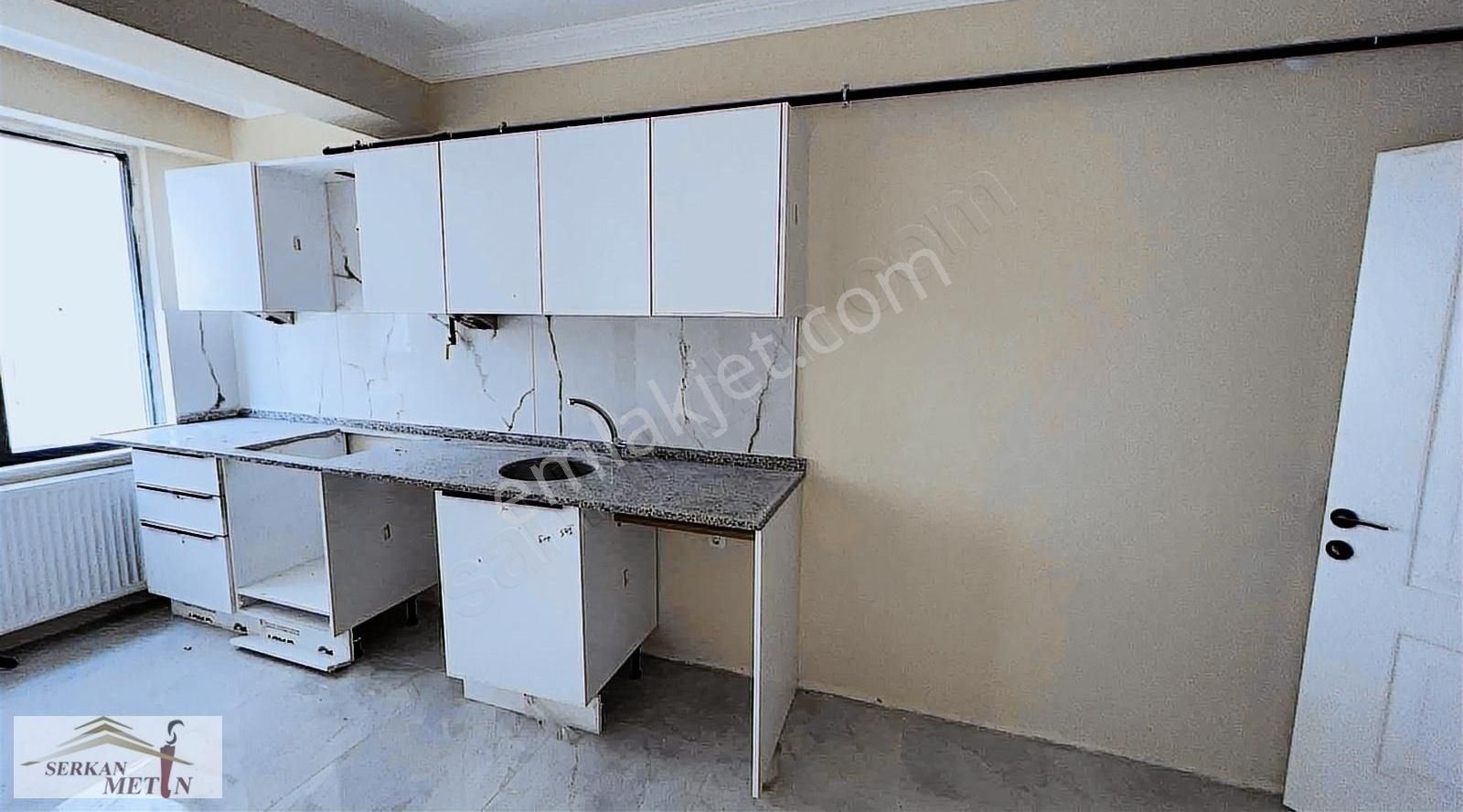 Odunpazarı Yıldıztepe Satılık Daire Serkan Metinden Yıldıztepede 1+1 Balkonlu 70 M2 Geniş Apart