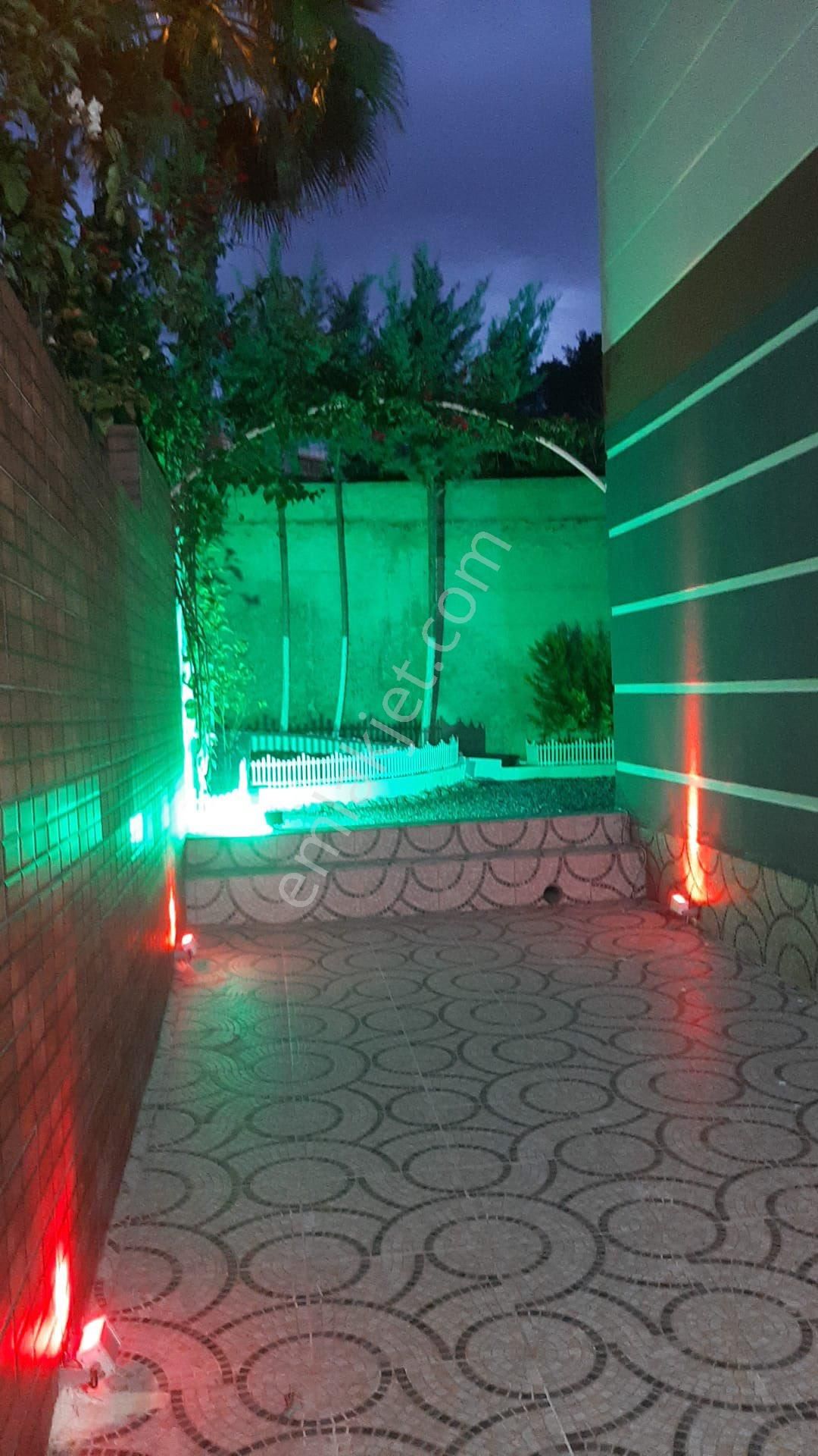 Havuzlu Doğalgazlı Sitede Satılık 1+1 Daire - Görsel 8