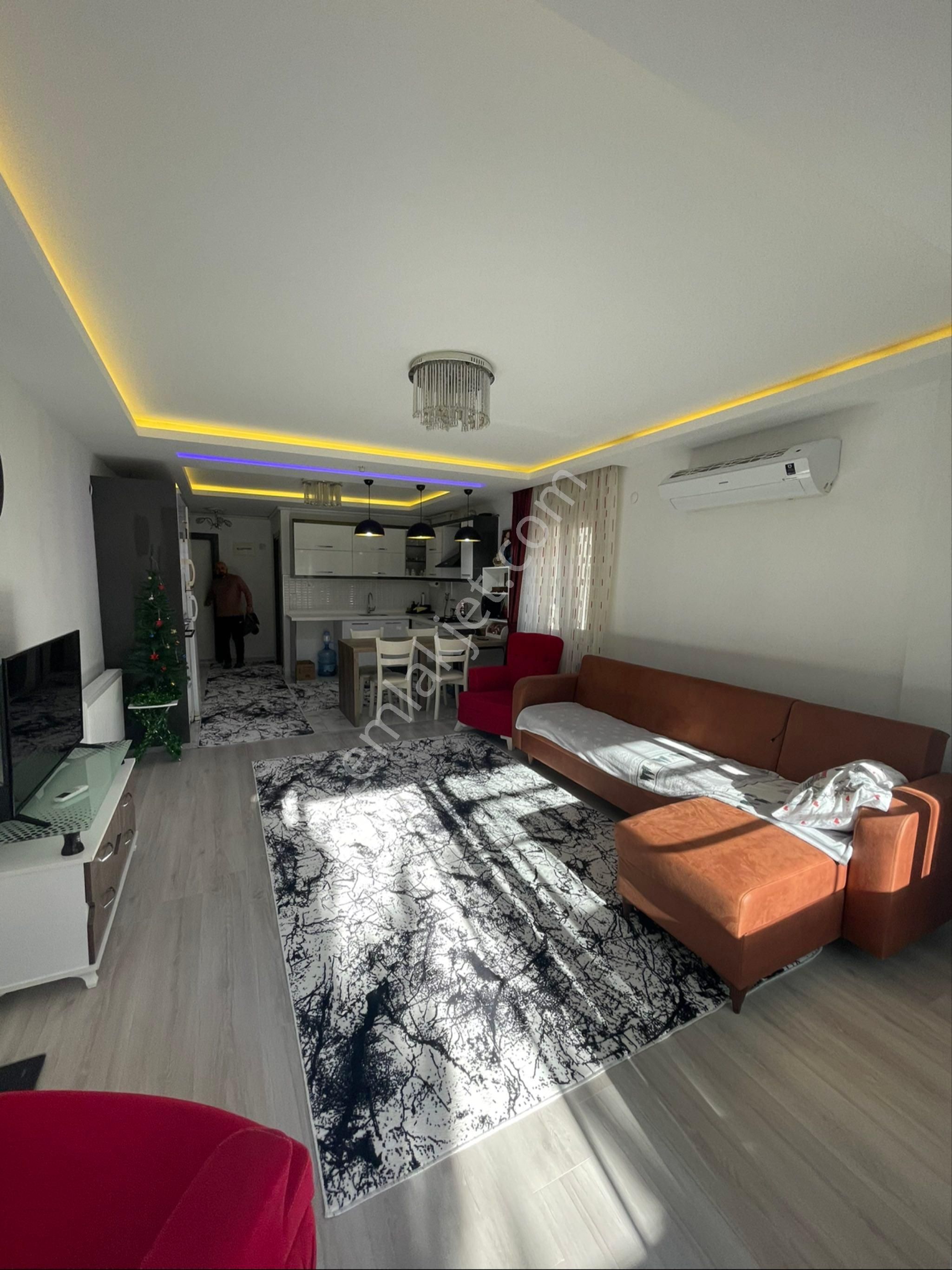 Havuzlu Doğalgazlı Sitede Satılık 1+1 Daire - Görsel 25