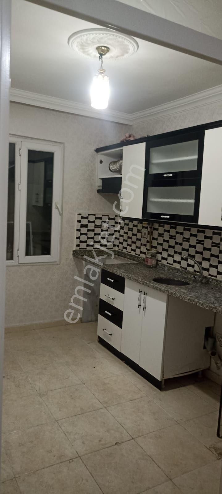 Şahinbey İstiklal Kiralık Daire Akyol Gayrimenkul Den Kiralık Daire İstiklal Da Bireysel Doğal Gazlı 2+1