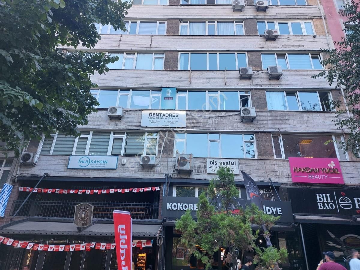 Beşiktaş Cihannüma Kiralık Daire Barbaros Bulvarı Üzerinde, Asansörlü, Conrad Otel, Park Manzara