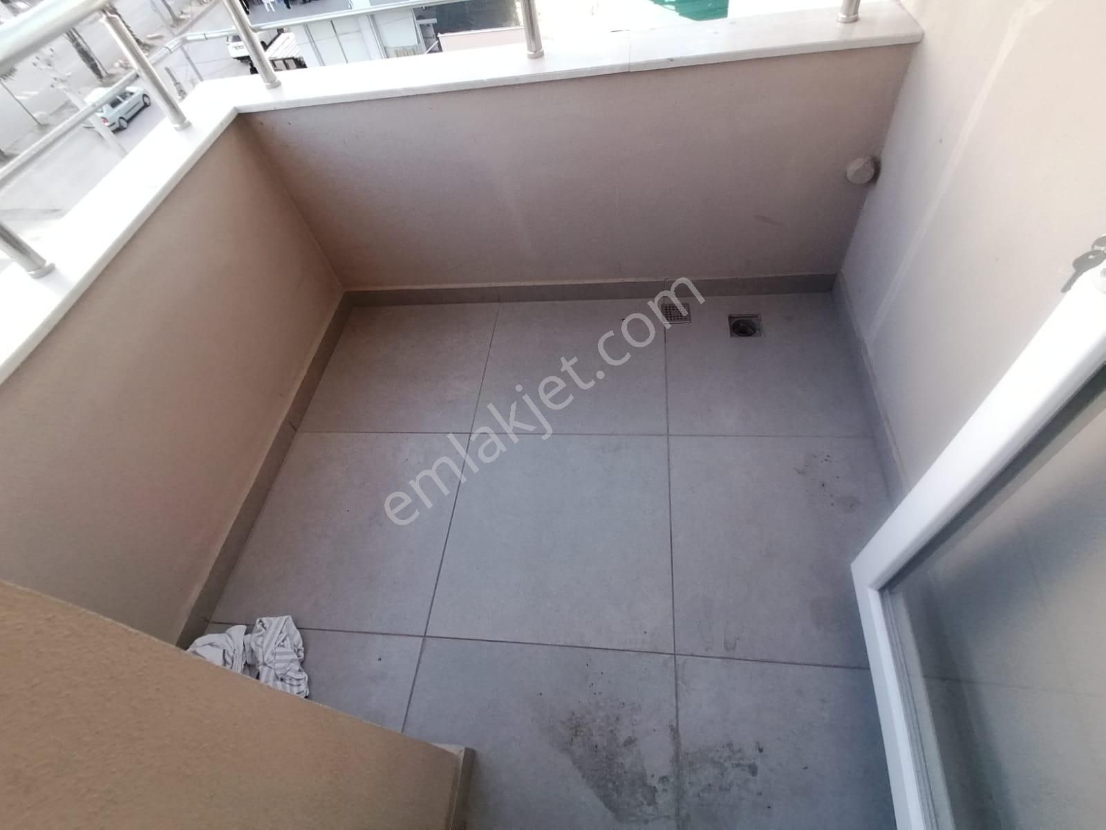 Çukurova Yüzüncüyıl Kiralık Daire 100.yılda Bul.üzeri Dev Gibi 3+1 Dogalgazlı