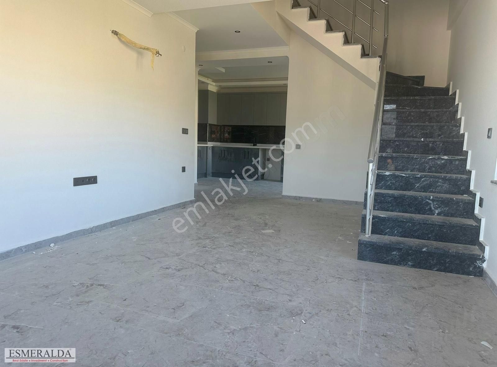 Alanya Çıplaklı Satılık Daire Alanya Doğa Ve Deniz Manzaralı Satılık 2+1 Dubleks Daire