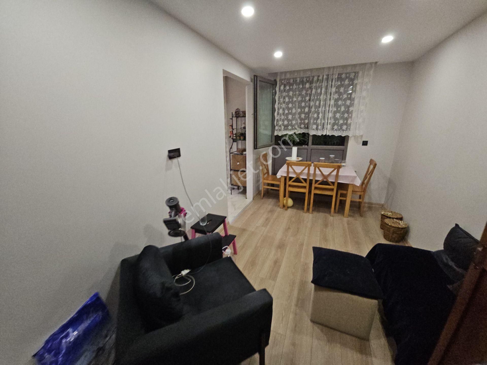 Üsküdar Çengelköy Satılık Daire Nefes Çengelköy Sitesinde Boğaz Manzaralı 4+1/145 M2 Ara Kat Daire