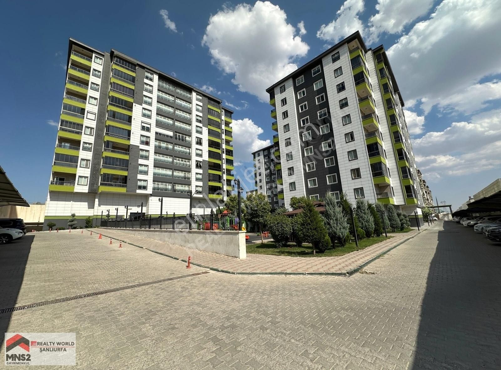 Karaköprü Mehmetçik Satılık Daire Realty World Mns2 Süper Sitede Süper Daire