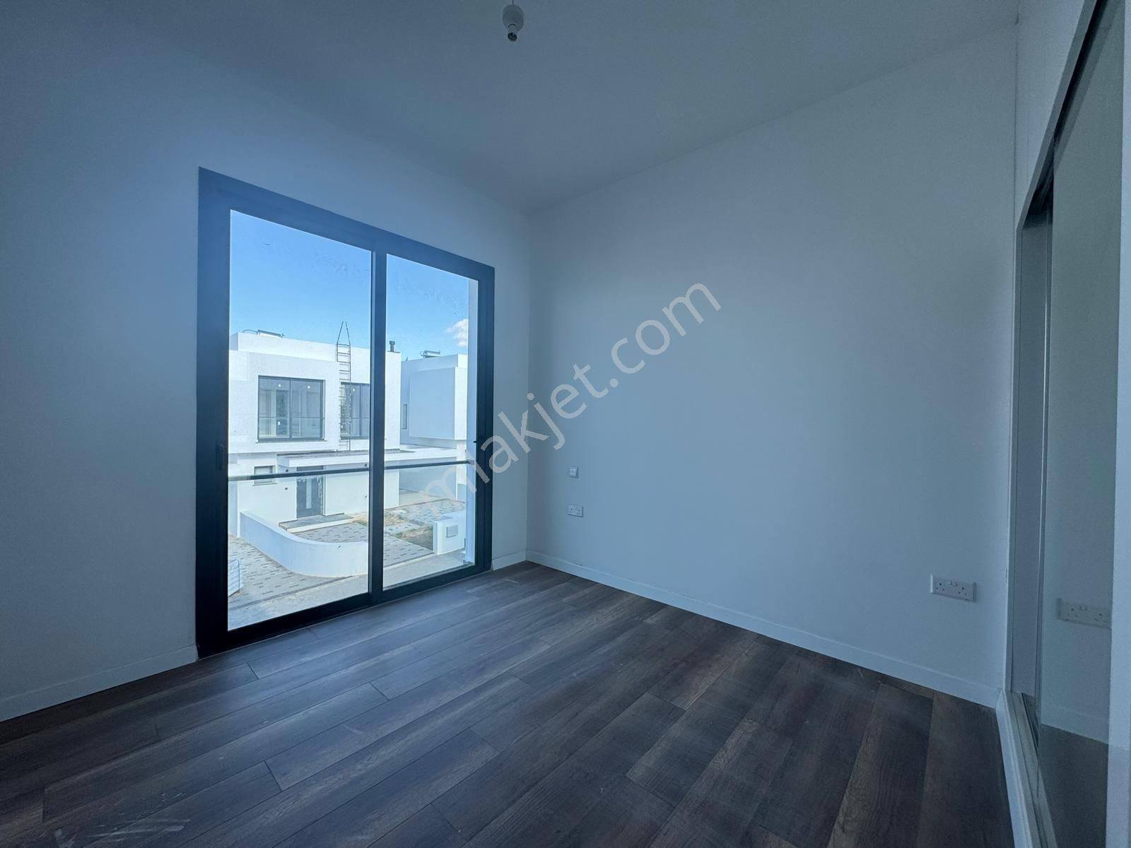 Lefkoşa Gönyeli Eski Boğaz Yolunda Türk Koçanlı Satılık 3+1 Villa !! - Görsel 12